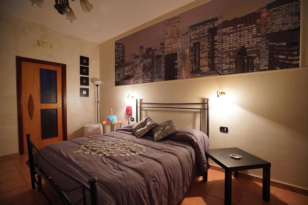 Hotel Stefany Лаго Патрия Екстериор снимка